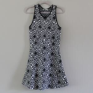ALC Buster in Black White Floral Stretch Knit Fit‎ Flare Dress Small